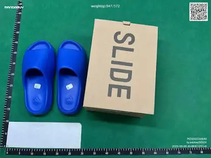 adidas Yeezy Slide Azure 2 adidas Yeezy Slide Azure - Image 2