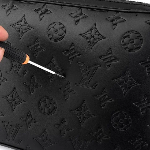 LOUIS VUITTON 3 LOUIS VUITTON - Image 3