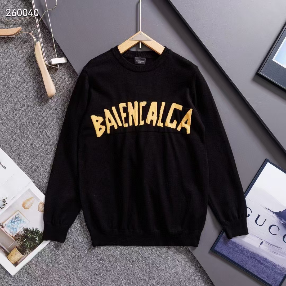 New Balenciaga 24ss front and back jacquard yellow tape couple model 2 New Balenciaga 24ss front and back jacquard yellow tape couple model - Image 2