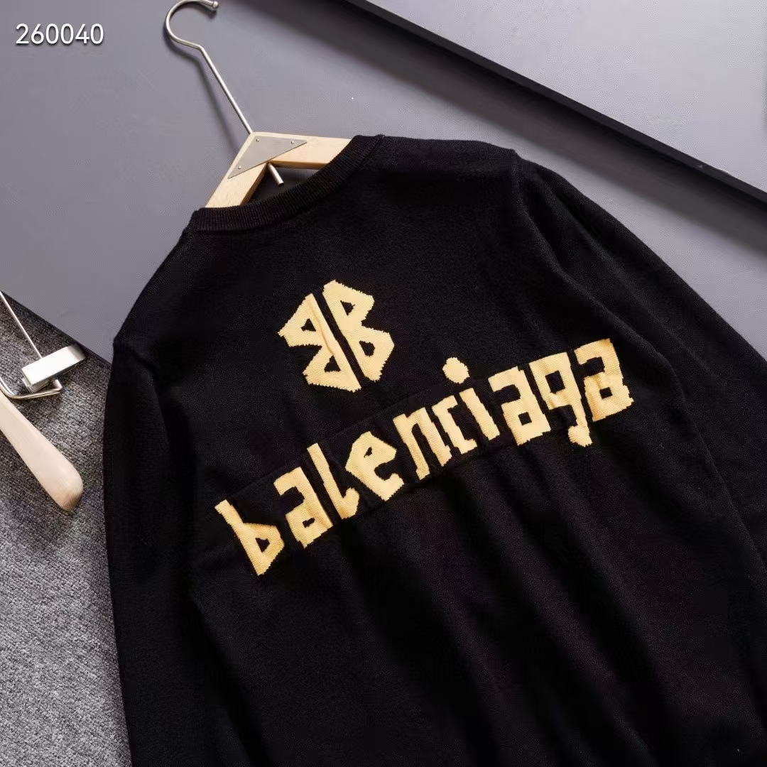 New Balenciaga 24ss front and back jacquard yellow tape couple model 6 New Balenciaga 24ss front and back jacquard yellow tape couple model - Image 6