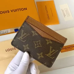 Louis Vuitton card holder (26 OPTIONS)