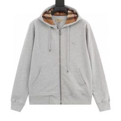 Burberry embroidered warhorse sweatshirt (2options)