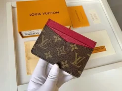Louis Vuitton card holder (26 OPTIONS)